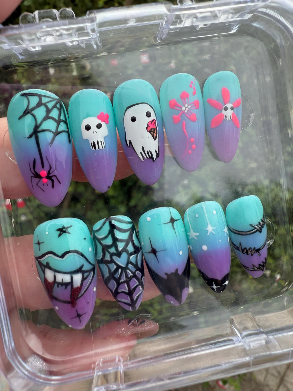 Summerween ombré press on nails - Blue purple fake nails - reusable handmade nails - gothic spooky press ons - gift for her