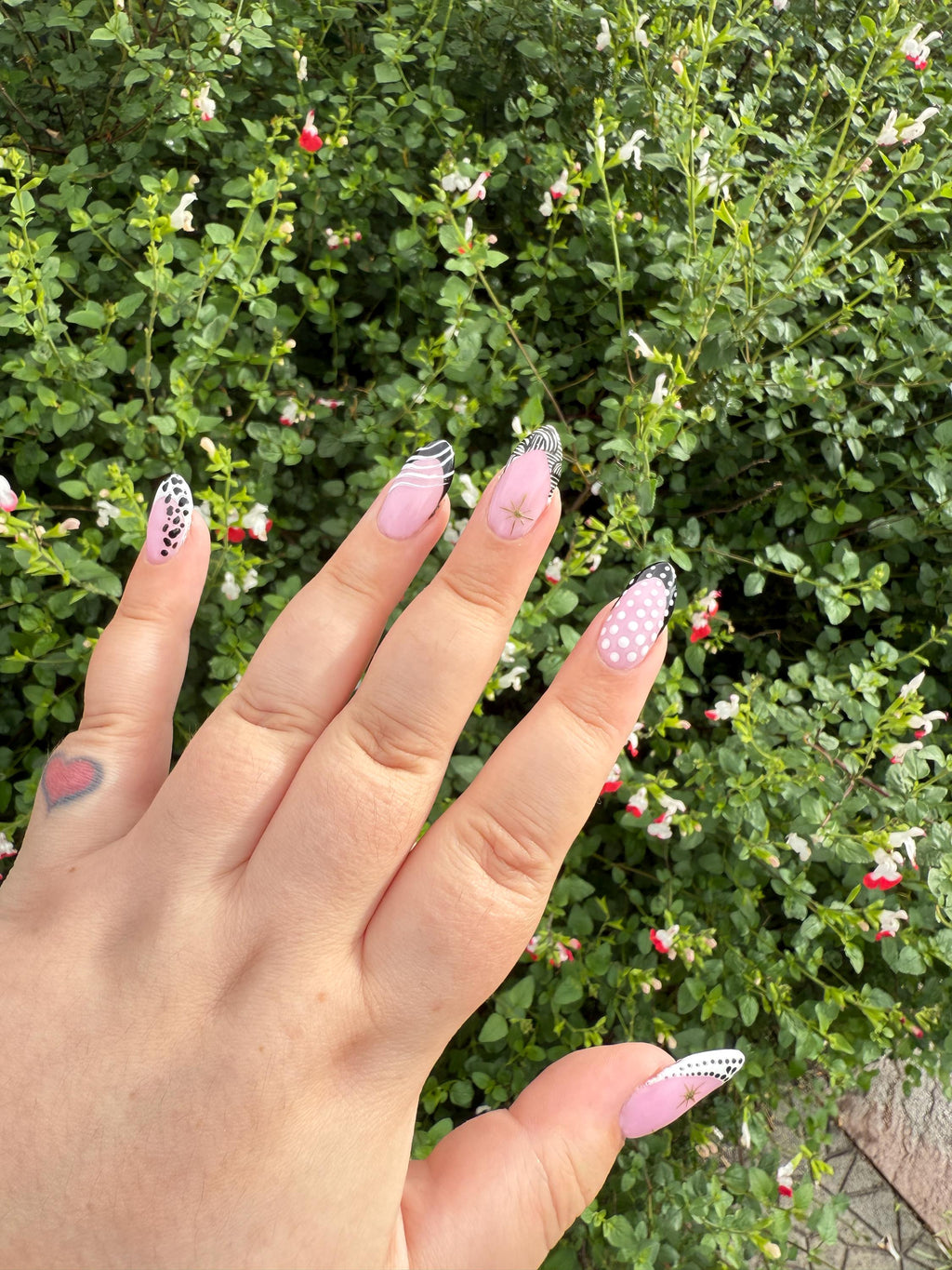 Elegant Black & White French Tip Press On Nails | Luxury Handmade False Nails reusable handmade nails - minimal press ons - gift for her