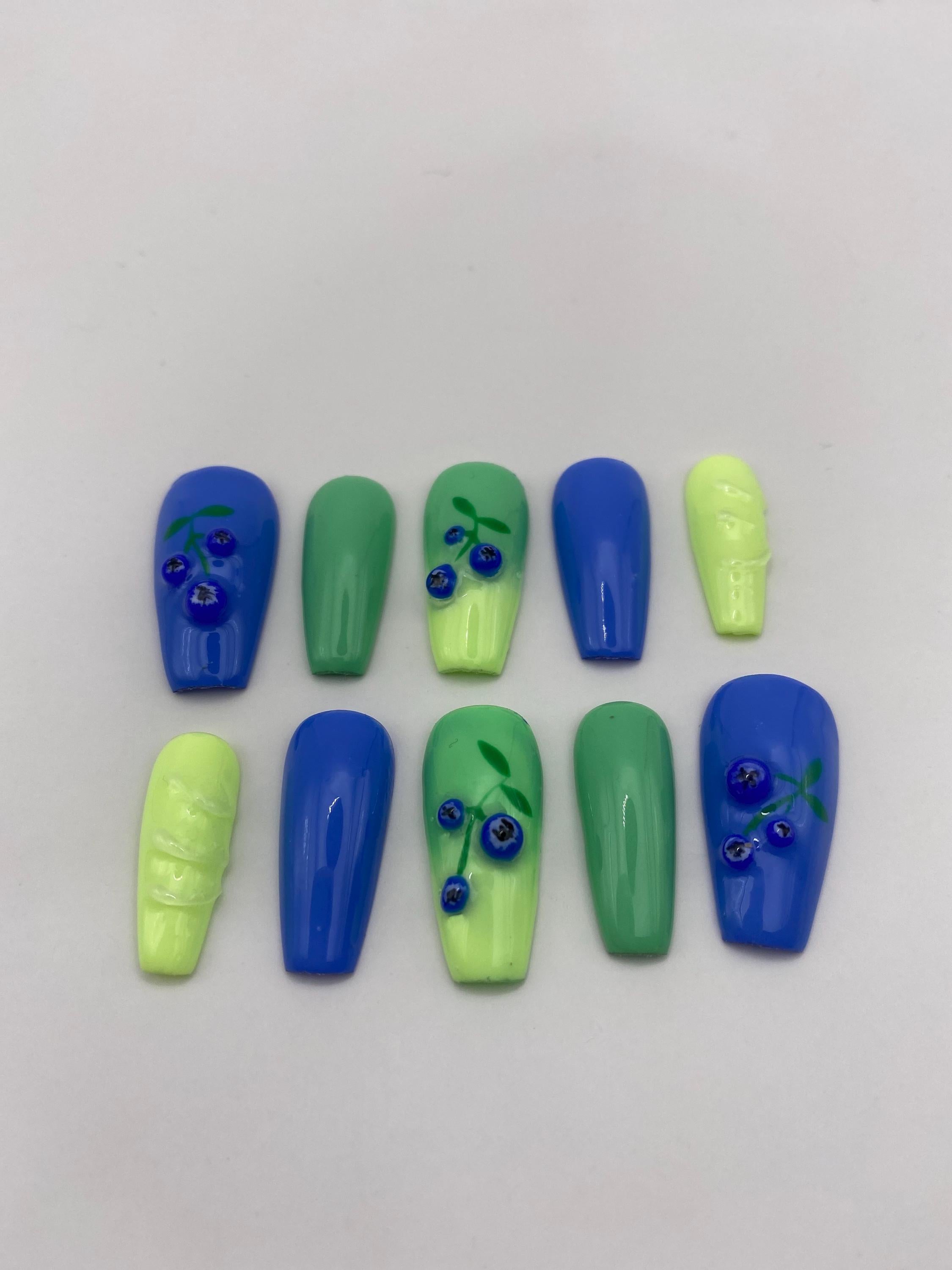 Matcha blueberry lemonade press on nails - gifts for her - fruit nails - fake nails - nail art - summer