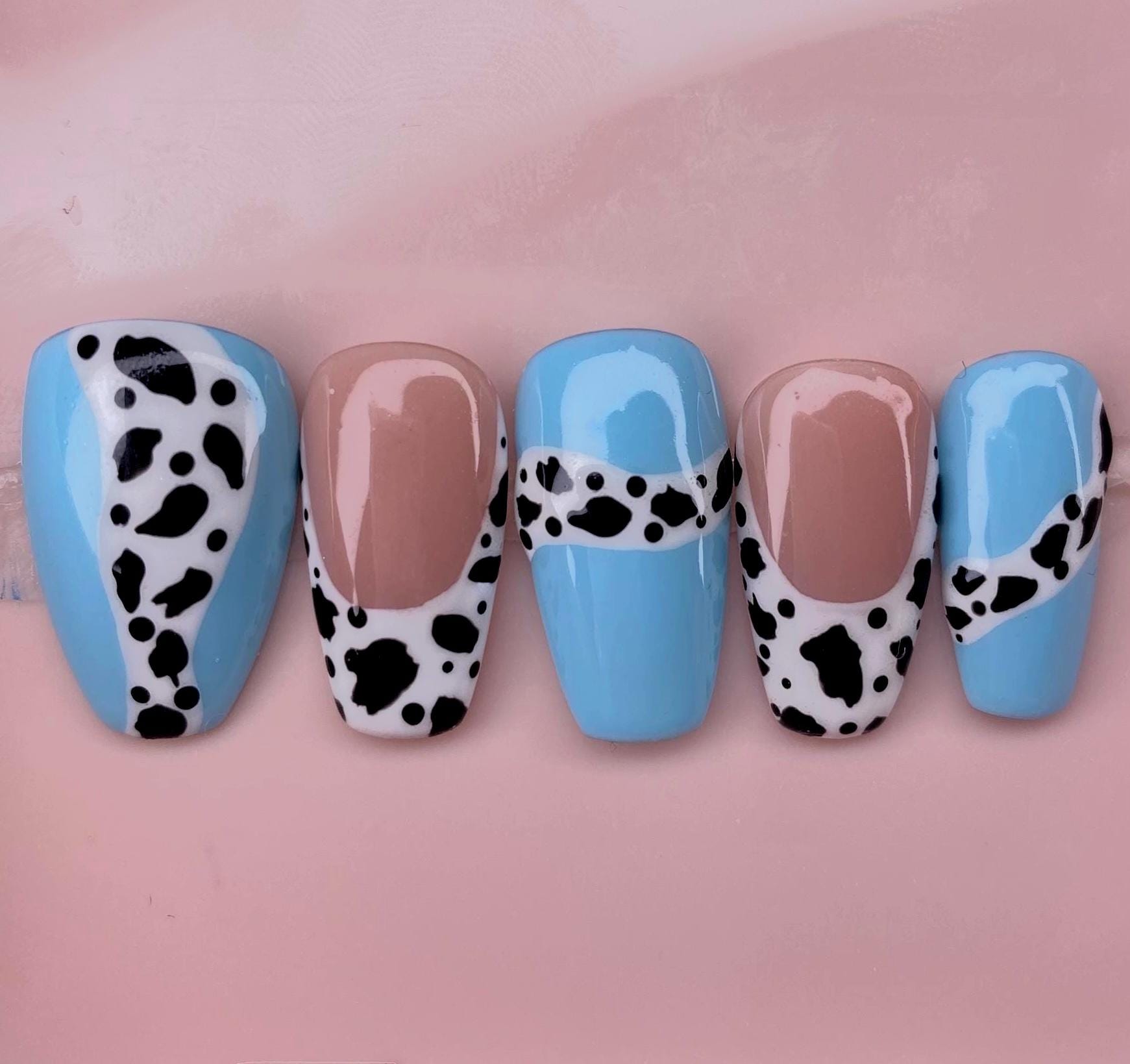Cow print blue nails, hand painted - press on nails - cute nails - blue nails - spring nails