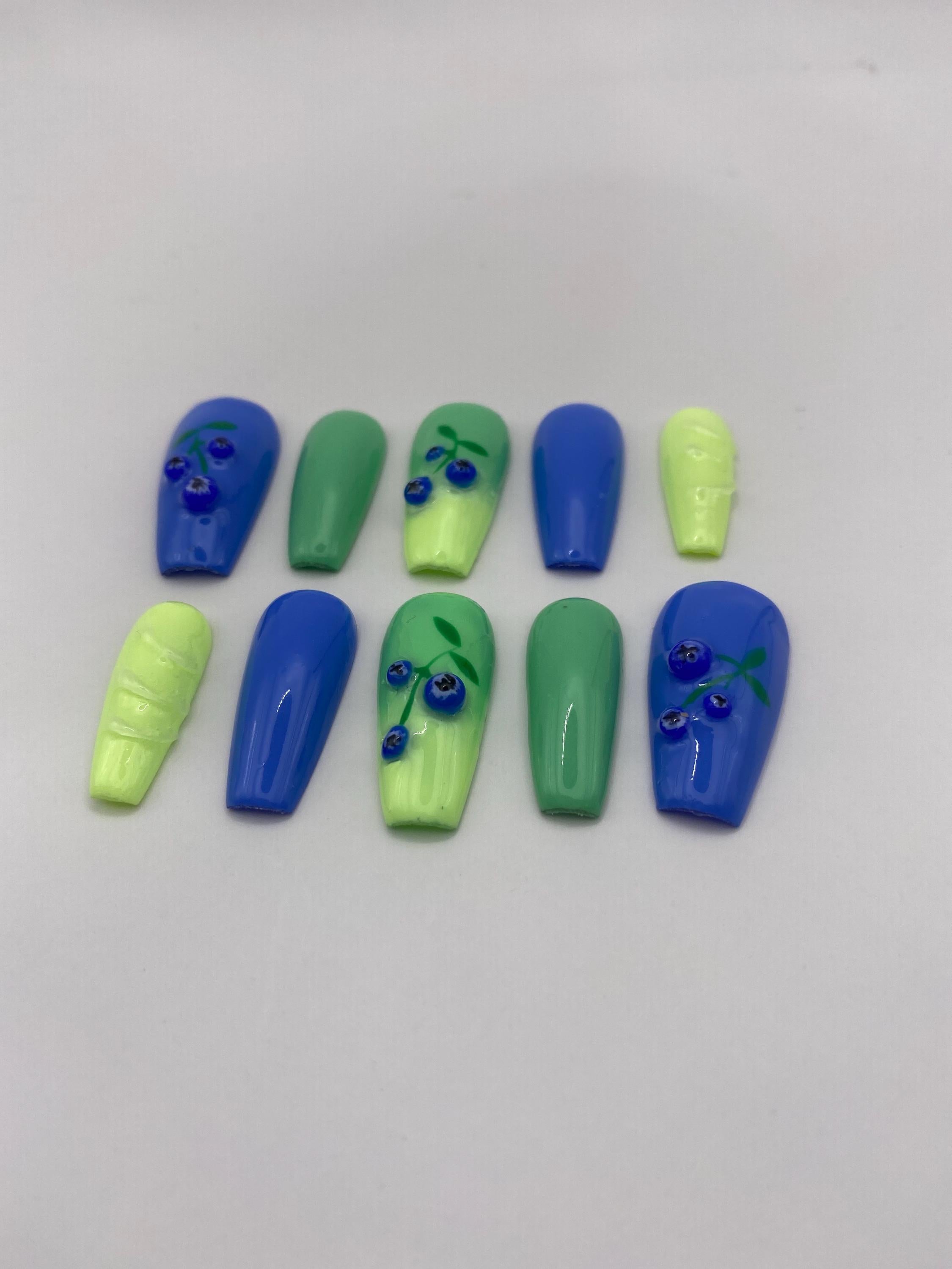 Matcha blueberry lemonade press on nails - gifts for her - fruit nails - fake nails - nail art - summer