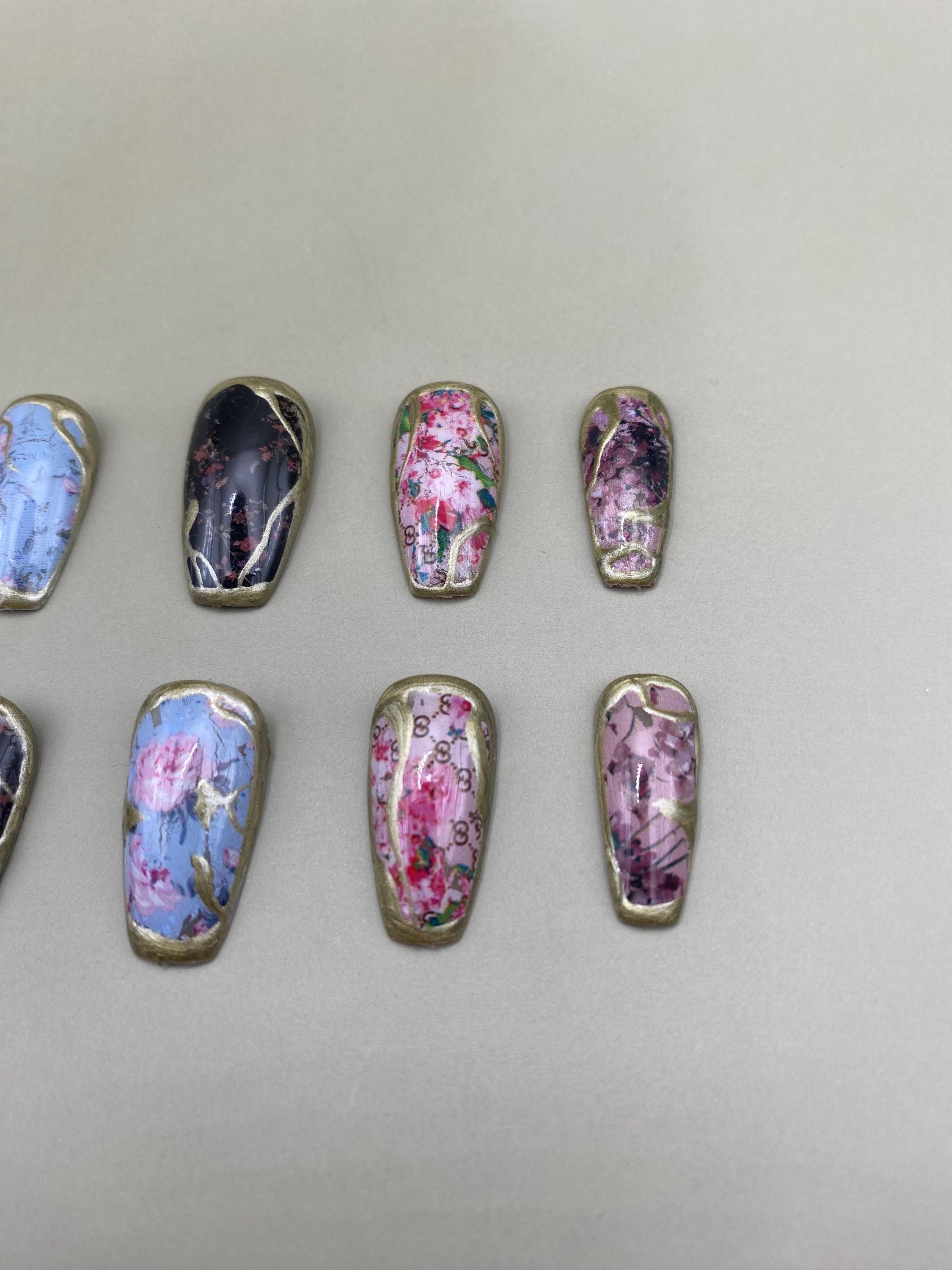 Garden party press on nails - vintage press on nails - gifts for her - Bridgerton inspired - floral - flowers - spring - art - gift