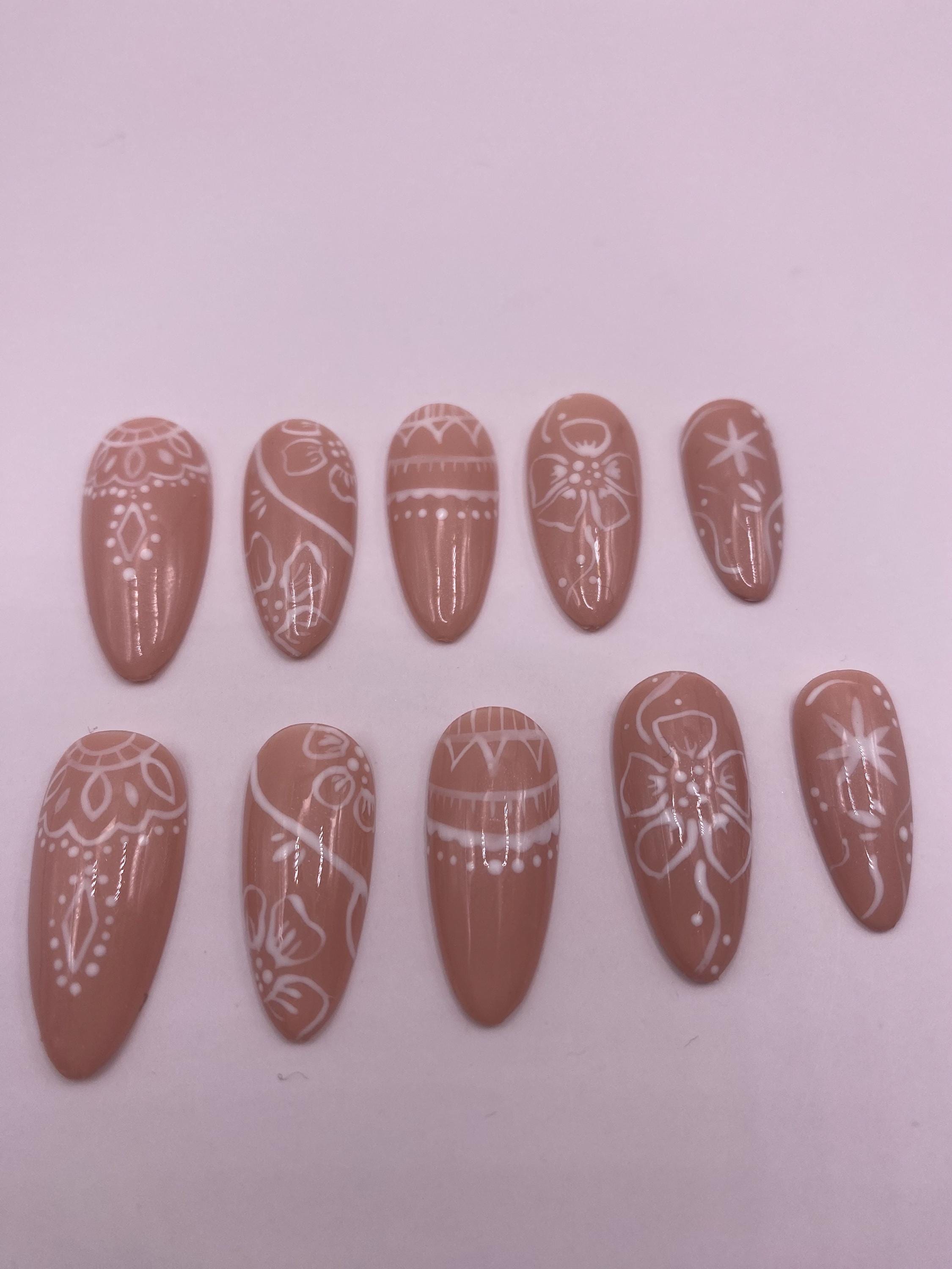 Boho summer press on nails - Neutral fake nails - summer nail art set - reusable handmade nails - clean girl press on - gift for her