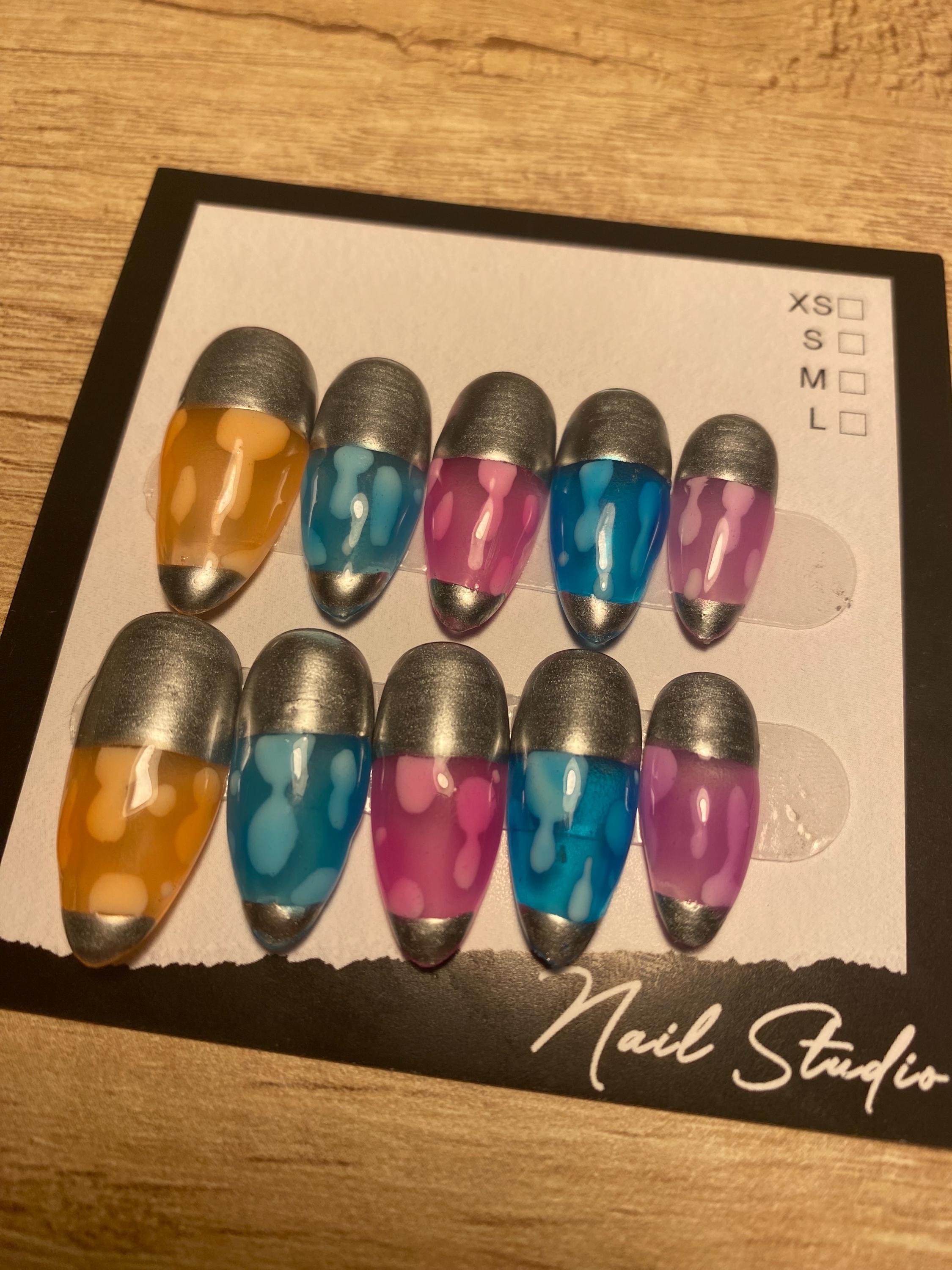 Glow and Flow: Lava Lamp Press-On Nails - funky trendy 60s lava lamp press on nails - gifts for her - vintage - retro - Rainbow - art - gift