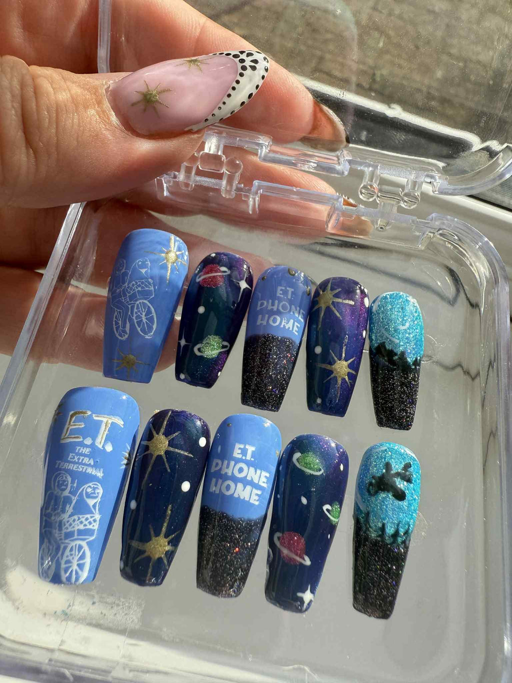 E.T. Inspired Press-On Nails – Blue Galaxy Nail Set with Alien & Space Design – Cosmic Handmade False Nails- Gifts for her
