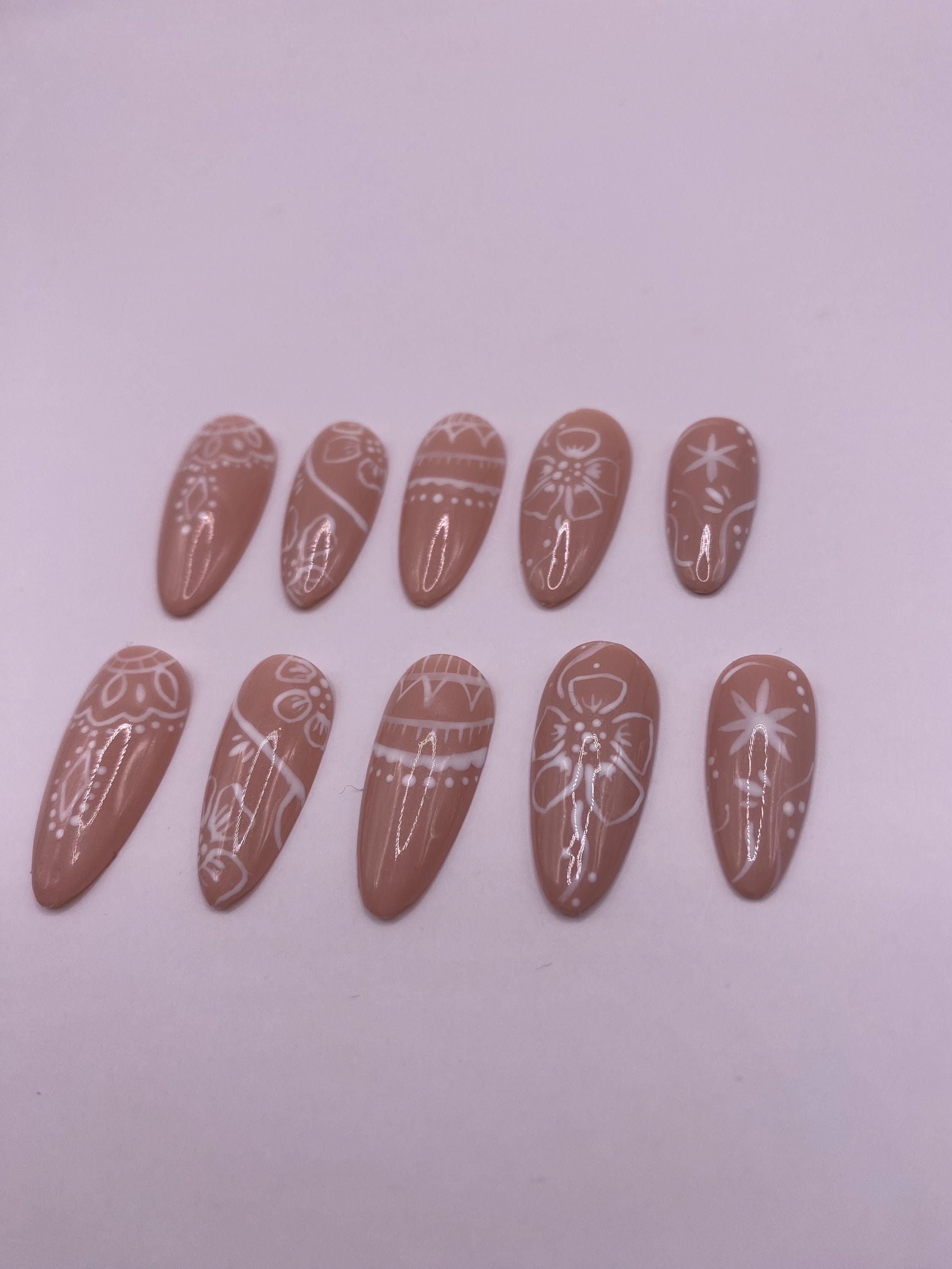 Boho summer press on nails - Neutral fake nails - summer nail art set - reusable handmade nails - clean girl press on - gift for her