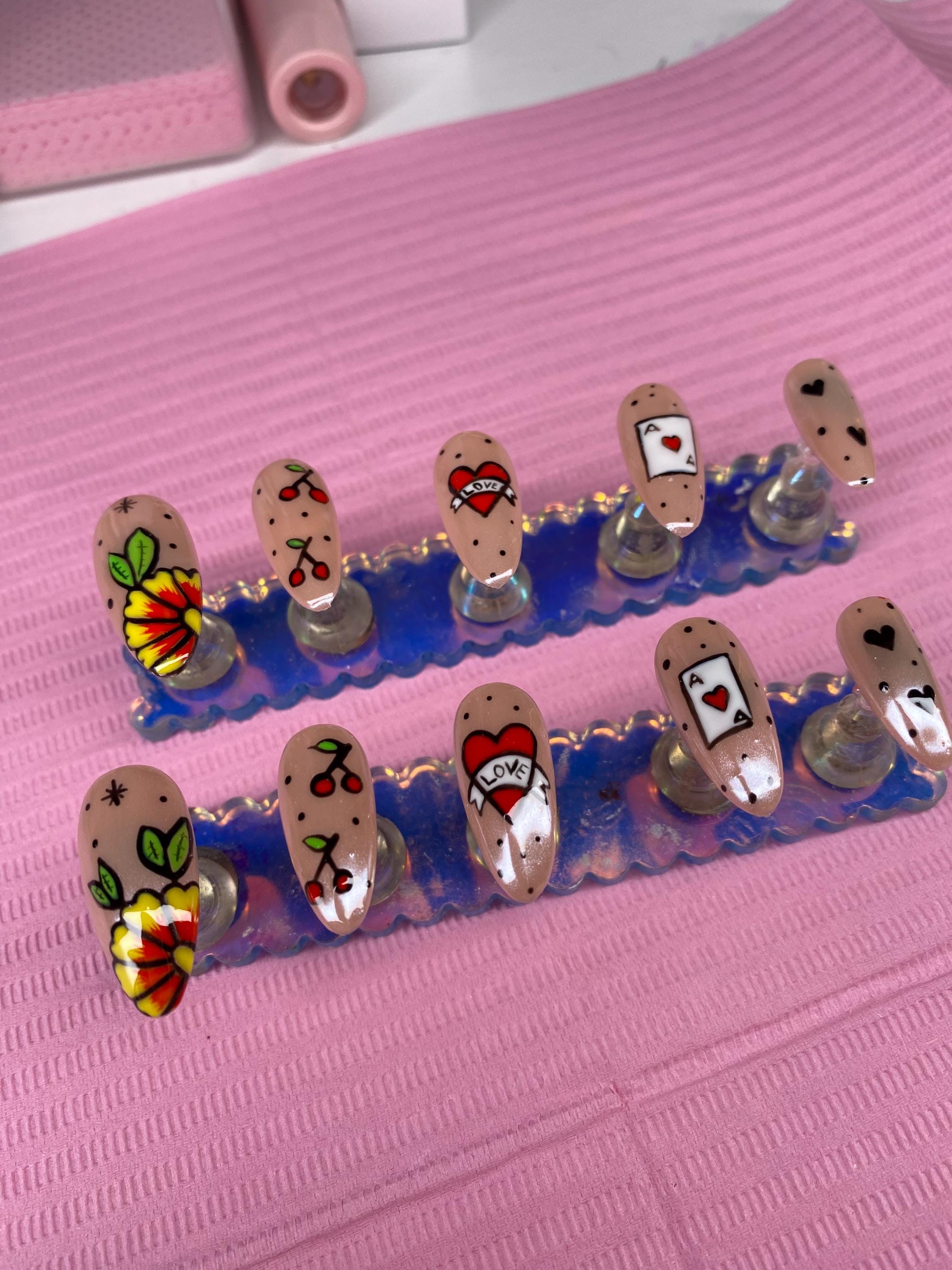 Tattoo inspired press on nail set - beige - gift for her - unique gift - red - fake nails - unique design - chrome