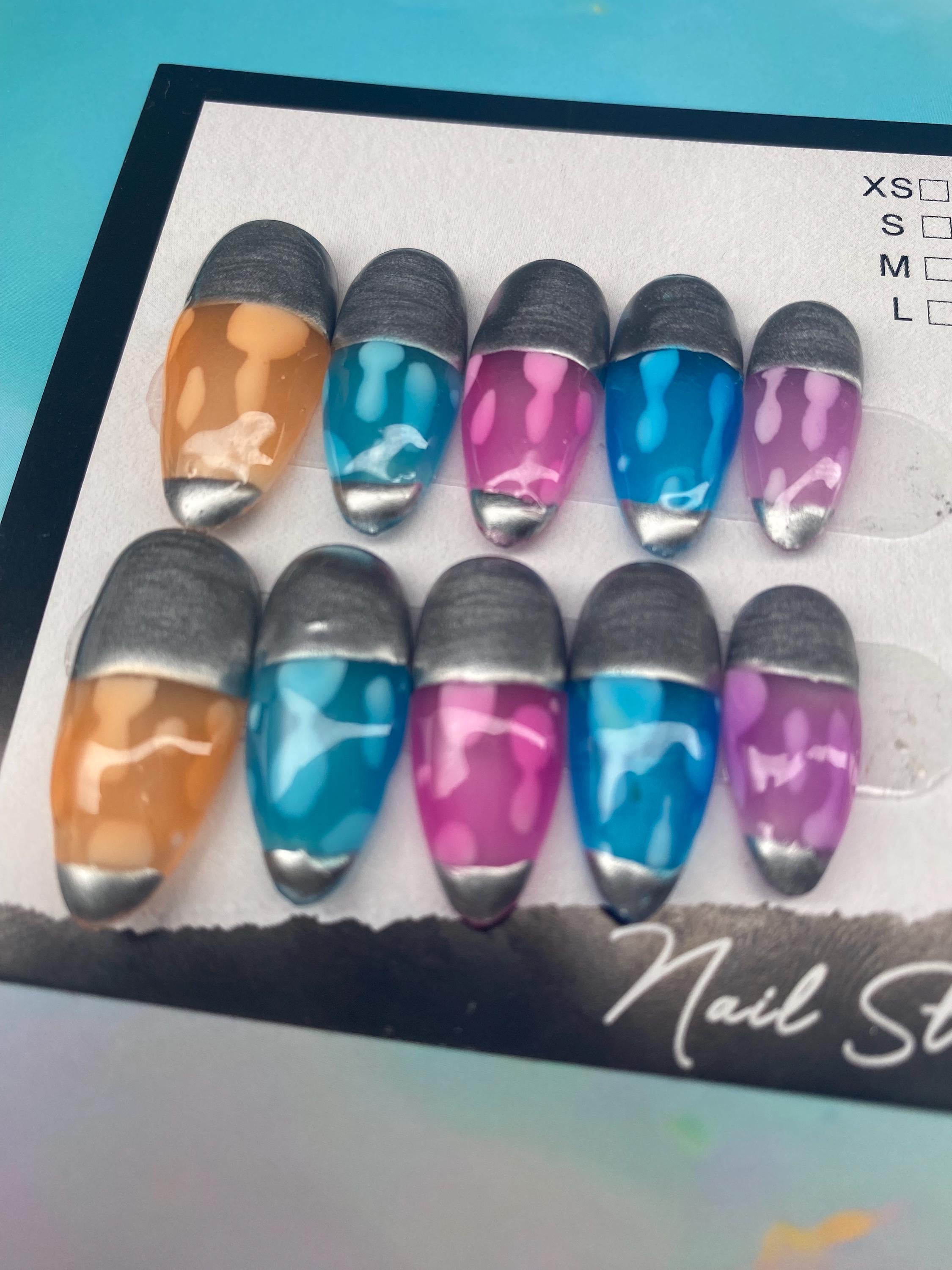 Glow and Flow: Lava Lamp Press-On Nails - funky trendy 60s lava lamp press on nails - gifts for her - vintage - retro - Rainbow - art - gift