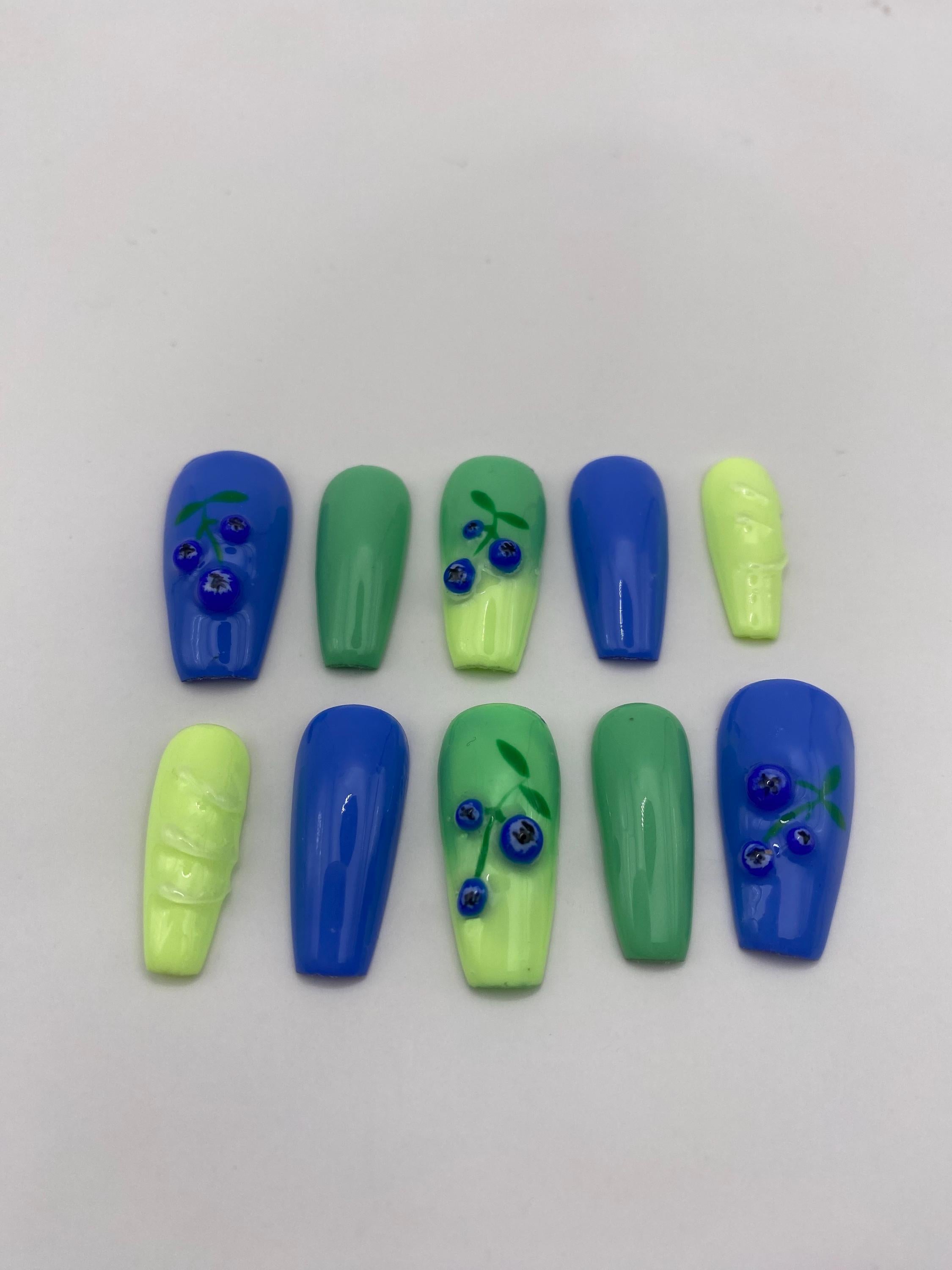 Matcha blueberry lemonade press on nails - gifts for her - fruit nails - fake nails - nail art - summer
