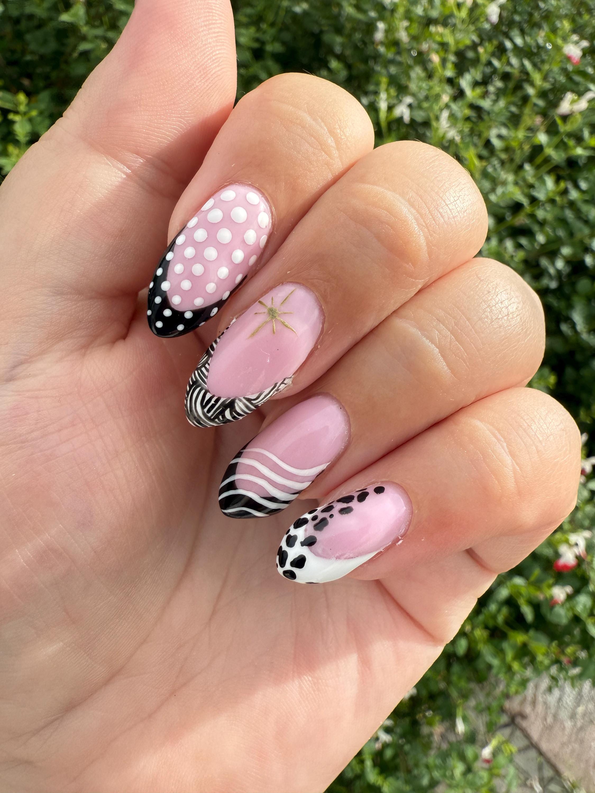 Elegant Black & White French Tip Press On Nails | Luxury Handmade False Nails reusable handmade nails - minimal press ons - gift for her