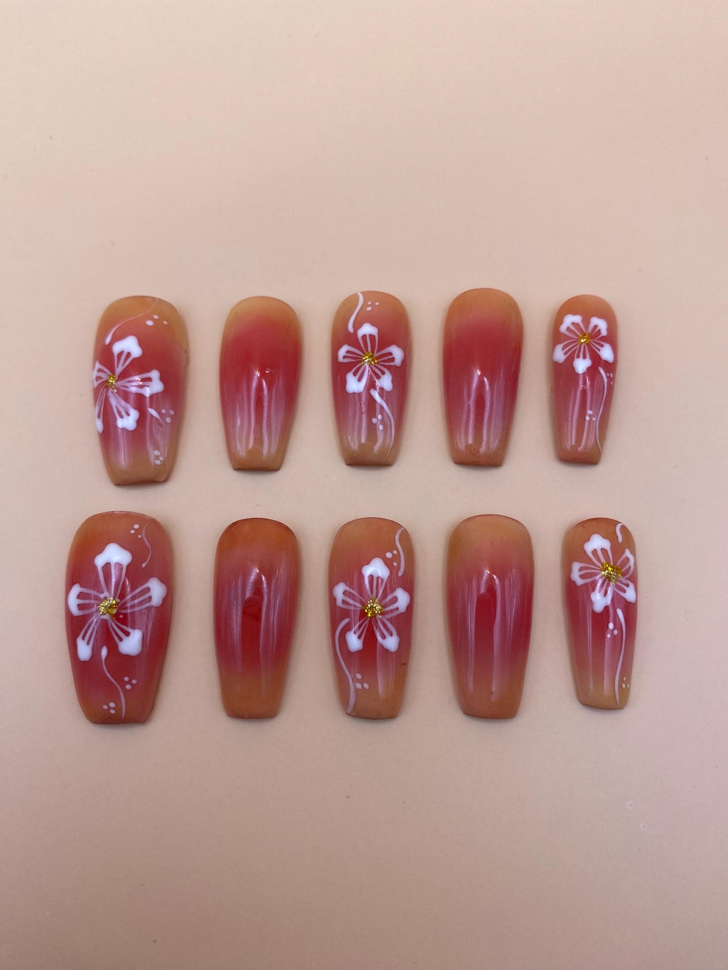 Summer coral flower press on nails - Hibiscus flower fake nails - reusable handmade nails - bright summer press ons - gift for her